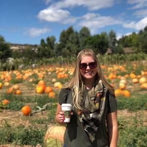 Meet your Posher, Toni